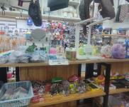 转让公告 理工学院校内日用百货店整体转让，含二手日用百货